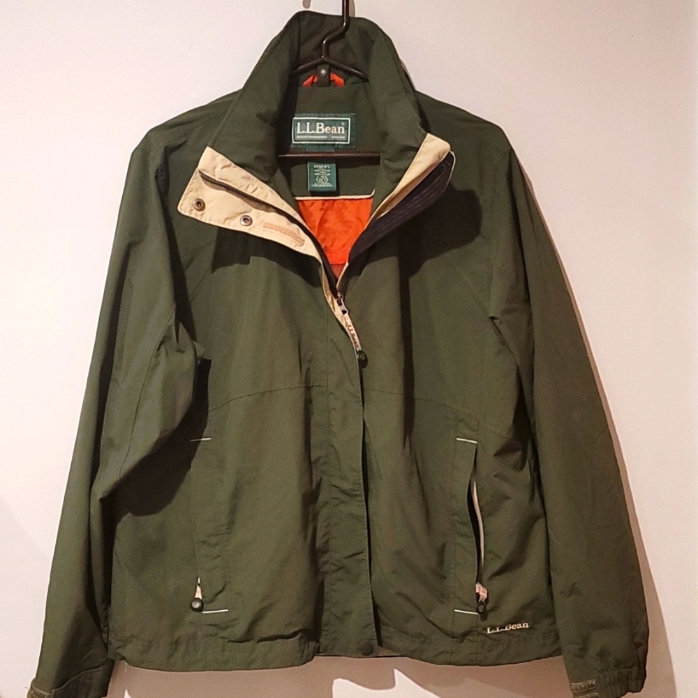 LL Bean the weather channel green jacket